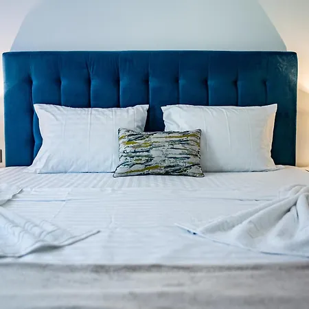 Enclave Pool & Mamaia Nord