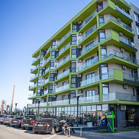 Enclave Pool & Mamaia Nord Lejlighed *