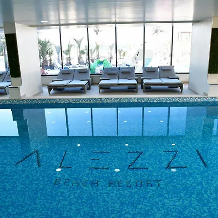 Enclave Pool & Mamaia Nord * 那沃达利